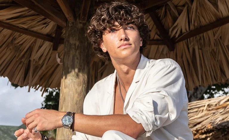 Gavin Casalegno Bio- Parents, Age, Girlfriend, Height, Net Worth & More